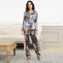 Load image into Gallery viewer, Leafe Print Silk Full Sleeve Pajamas Set