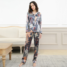 Load image into Gallery viewer, Leafe Print Silk Full Sleeve Pajamas Set