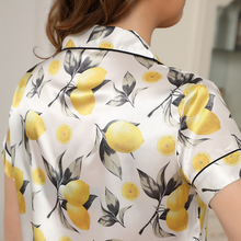 Load image into Gallery viewer, Silk Lemon Print Short Sleeves Pajamas Set