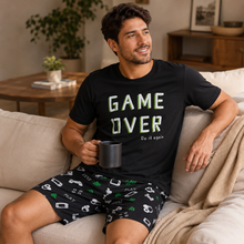 Charger l'image dans la galerie, Ensemble de pyjama court imprimé homme Game Over – Noir