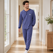 Charger l'image dans la galerie, Ensemble de pyjama pour homme en jersey flammé marine avec col Henley