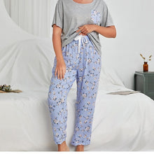 Load image into Gallery viewer, Flower Printed Plus Size Pajamas Set