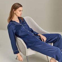 Charger l'image dans la galerie, Long Sleeve Silk Family Matching Pajamas