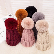 Load image into Gallery viewer, Women Braided Beanie for Holidays With Removable Pom-pom