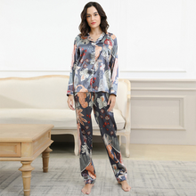 Load image into Gallery viewer, Leafe Print Silk Full Sleeve Pajamas Set
