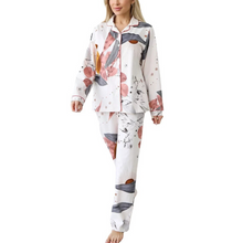 Load image into Gallery viewer, Cotton Printed Long Sleeved Women&#39;s Pajamas Set
