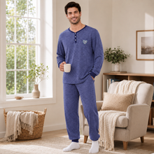Charger l'image dans la galerie, Ensemble de pyjama pour homme en jersey flammé marine avec col Henley
